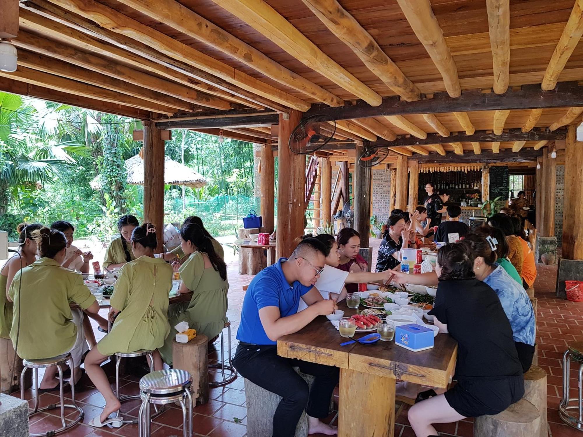 Vu Linh Palm House Homestay - Bungalow Yen Bai Εξωτερικό φωτογραφία