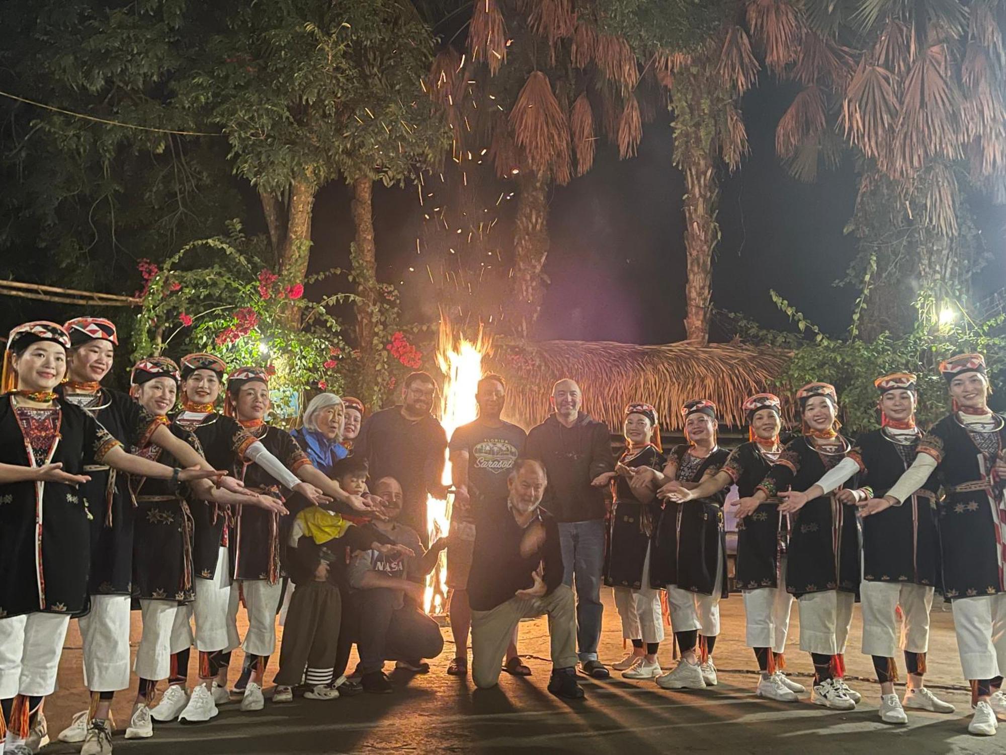 Vu Linh Palm House Homestay - Bungalow Yen Bai Εξωτερικό φωτογραφία
